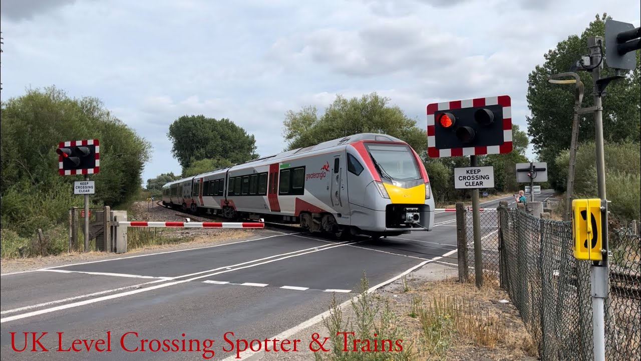Beccles Bypass Level Crossing, Suffolk