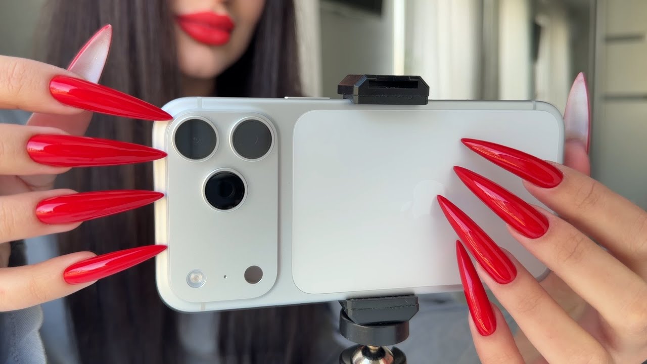 ASMR - iPhone 17 Pro Max camera tapping & scratching !