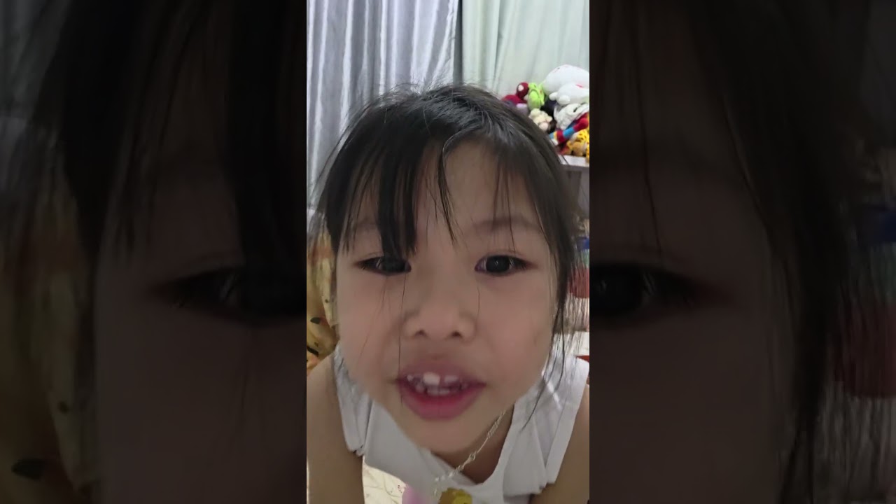 Chỉ cần con cười là mẹ vui rồi