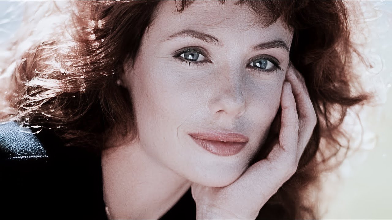 Kelly Lebrock