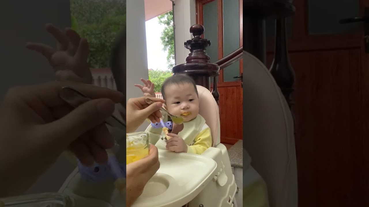 Hnay cứ phun phì phì