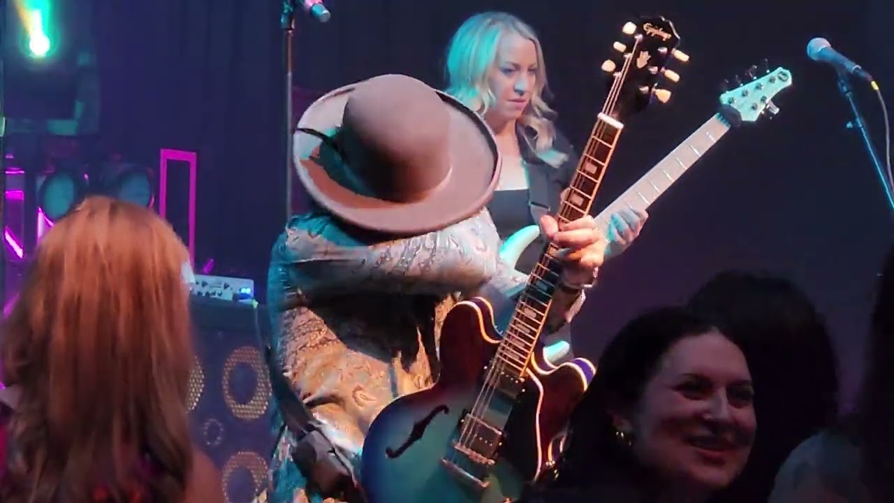 Jimi Hendrix's Purple Haze as performed by Mojo Juju - Rocks Lounge @ Red Rock Casino - Apr 29, 2023