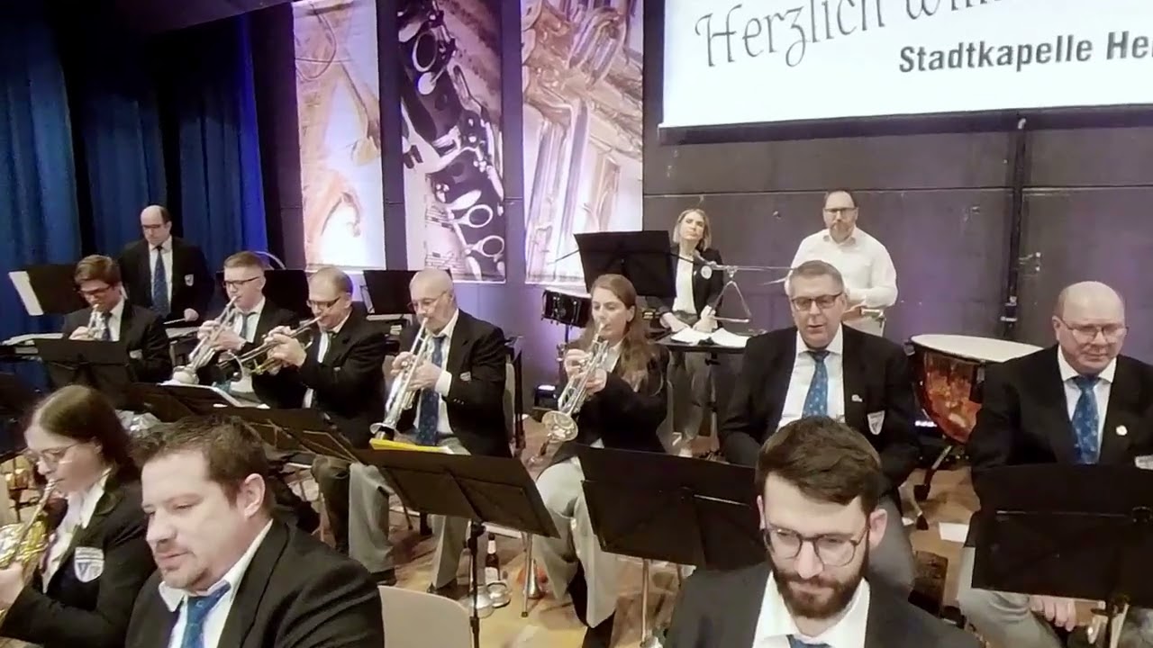 Let me Entertain You - A Robbie Williams Medley (Arr. Don Campbell) - Stadtkapelle Hermeskeil
