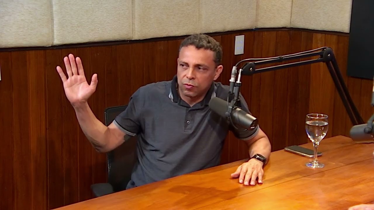 Pod Luz Cast E014 Hoje é a vez do Ten. Cel. Brilhante. Sua história, emoção e o desejo de mudança.