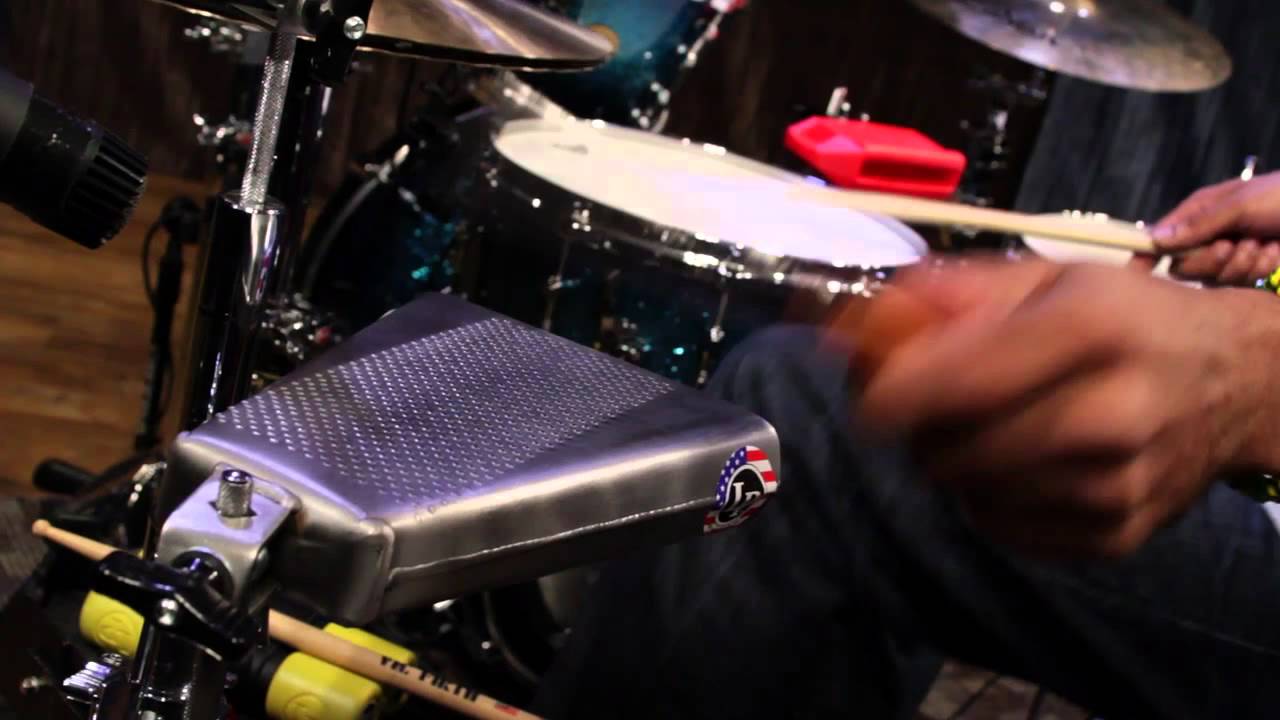 Mauricio Herrera on the LP Guira Cowbell (LP225)