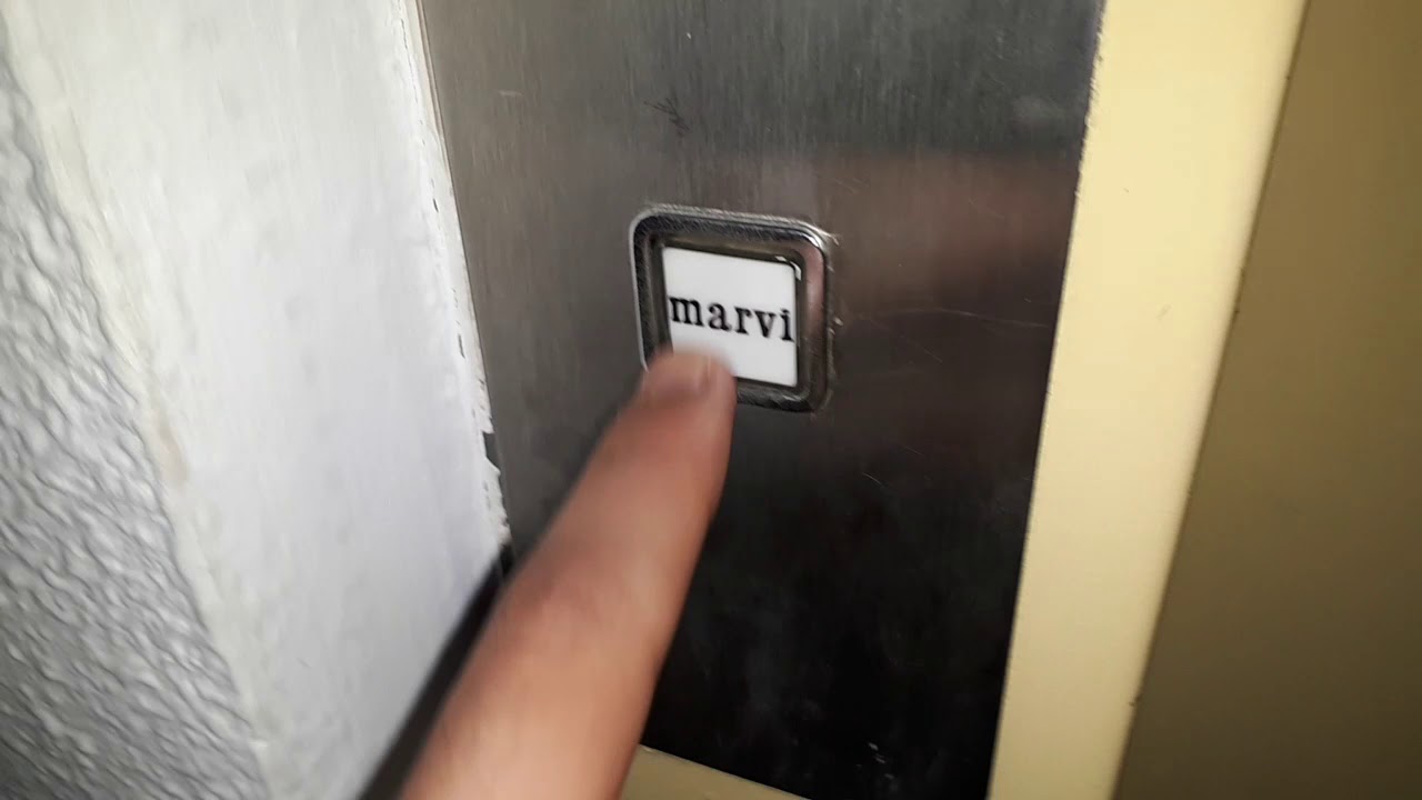 BUSTED! 2000's Generic lifts at some flat building in Albal