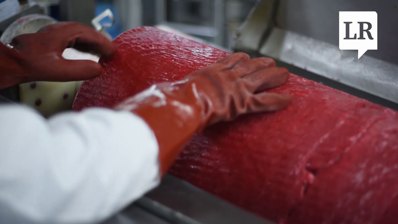 Proceso de elaboración del Bon Bon Bum en la planta de Colombina