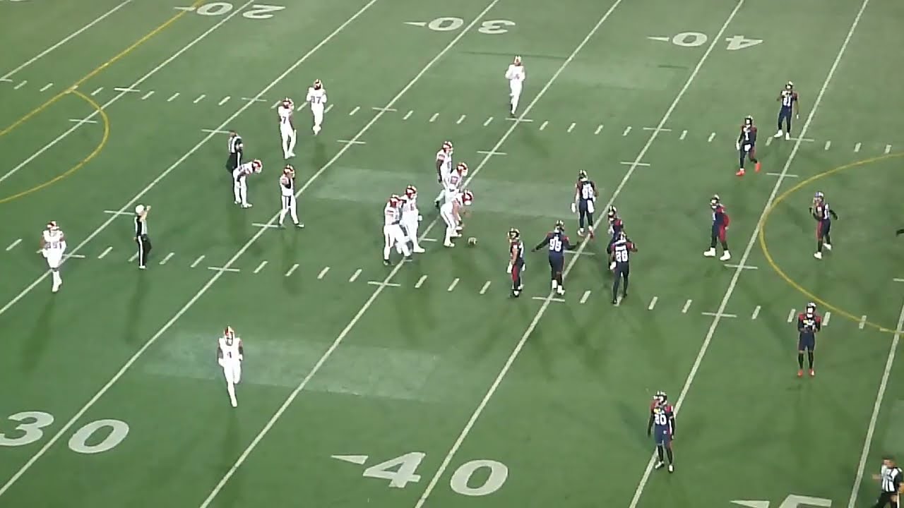 Calgary Stampeders QB Vernon Adams Jr. throws a 20-yard pass to Jalen Philpot vs. Montreal Alouettes
