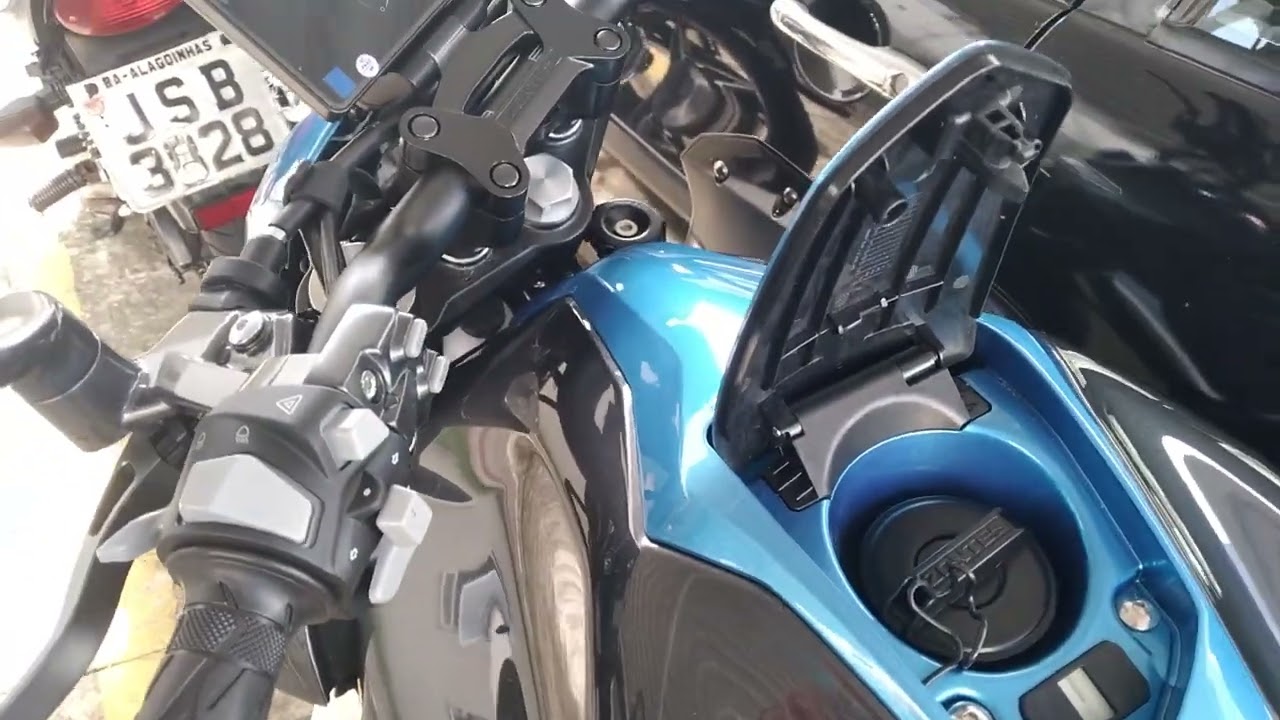 ZONTES R350 e alguns detalhes da moto, que é um dos lançamentos da ZONTES para o mercado brasileiro.