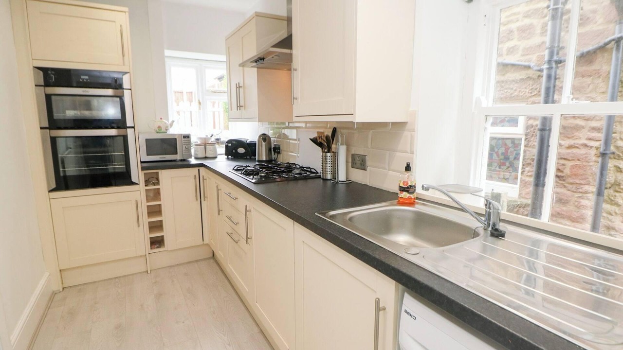 15 Calton View, Bakewell, United Kingdom | Travel With Kiara