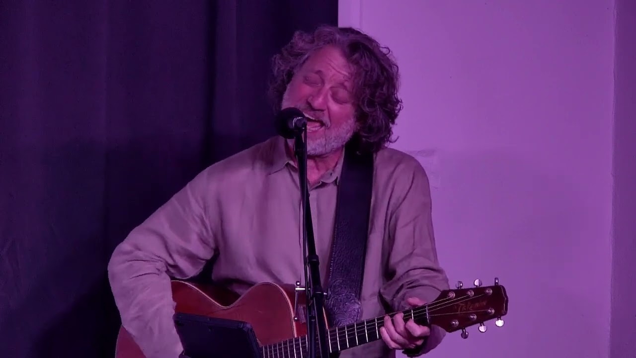 Jason Feddy performing live at L.B.C.A.C - Shakespeare's Fool