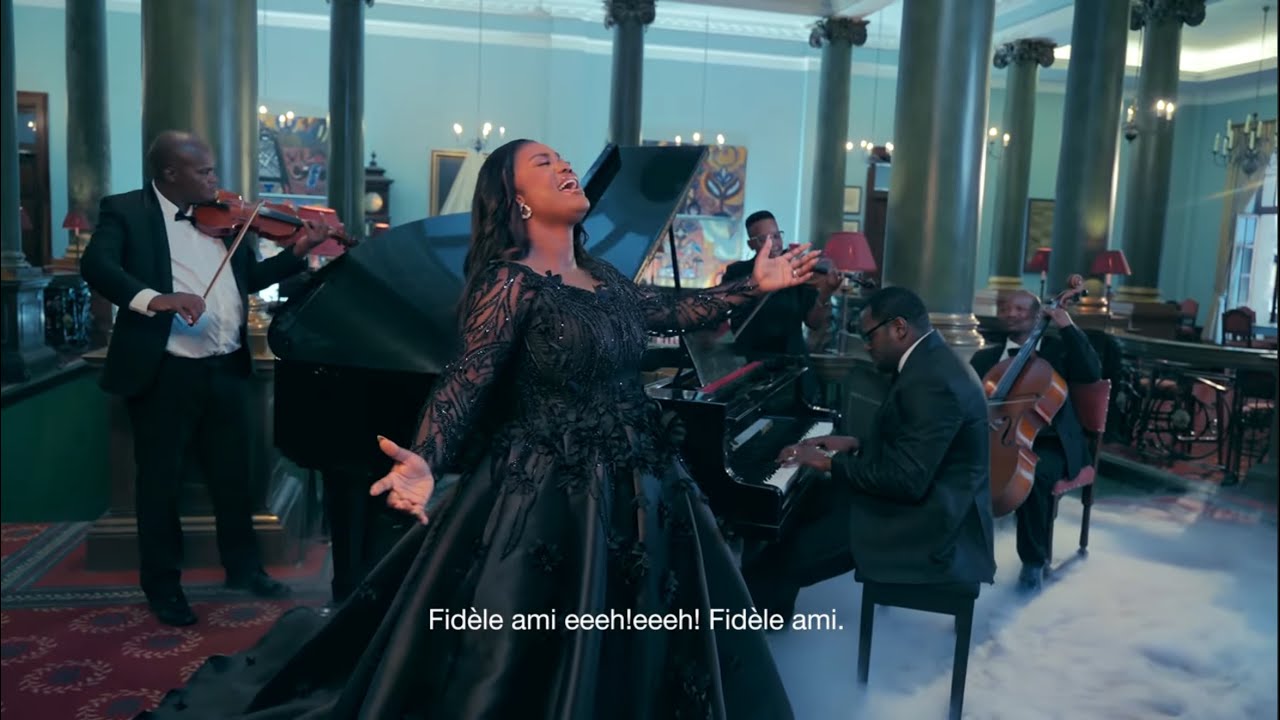 DEBORAH LUKALU - FID&Egrave;LE AMI [ OFFICIAL VIDEO ]