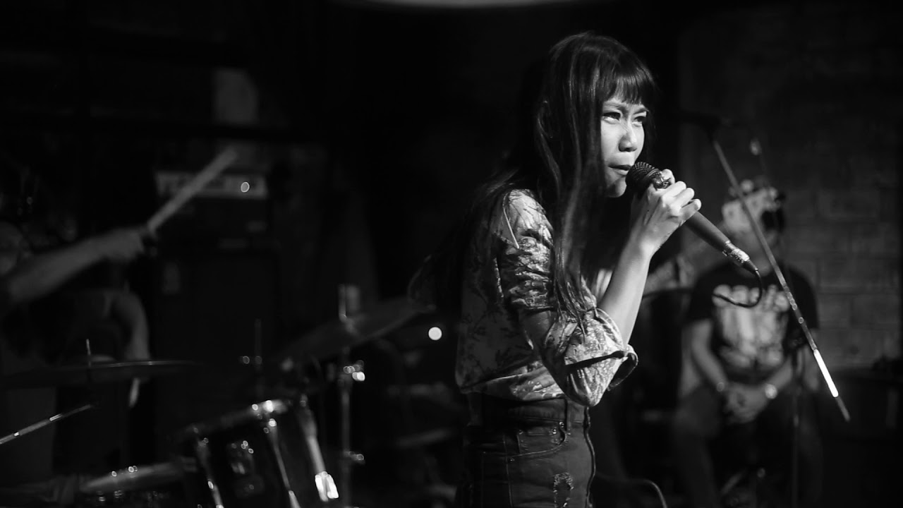 เจ้าหญิง - Fahrenheit (ฟาเรนไฮต์) Live at Parking toys (ซอยกันเด้อ)
