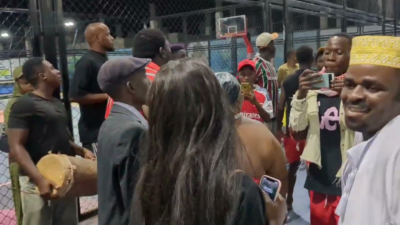 TEAM KOMBOLELA WAKIWA WANAINGIA VIWANJA VYA GSM TANZANITE SPORTS HUB 