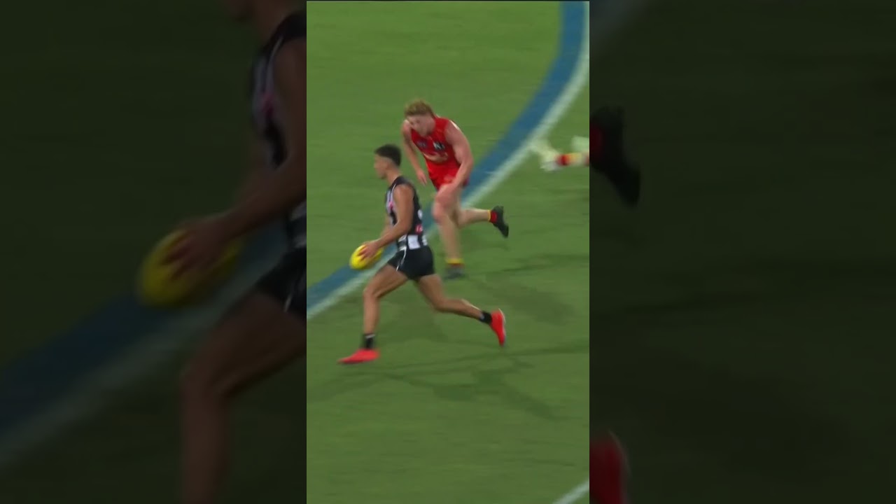Nick Daicos is not human 🤯  #afl  #collingwood #nickdaicos