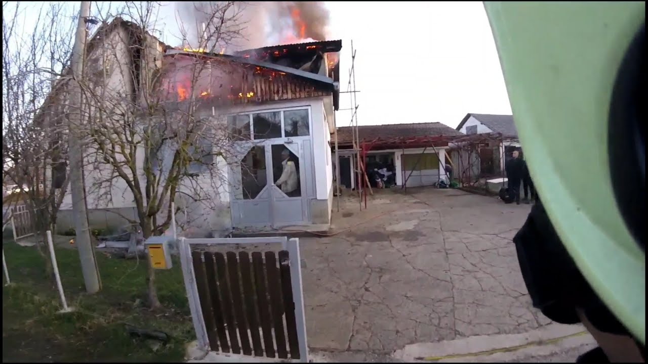 Požar kuće / House fire - Vatrogasci Kozarska Dubica / Fire Station Kozarska Dubica