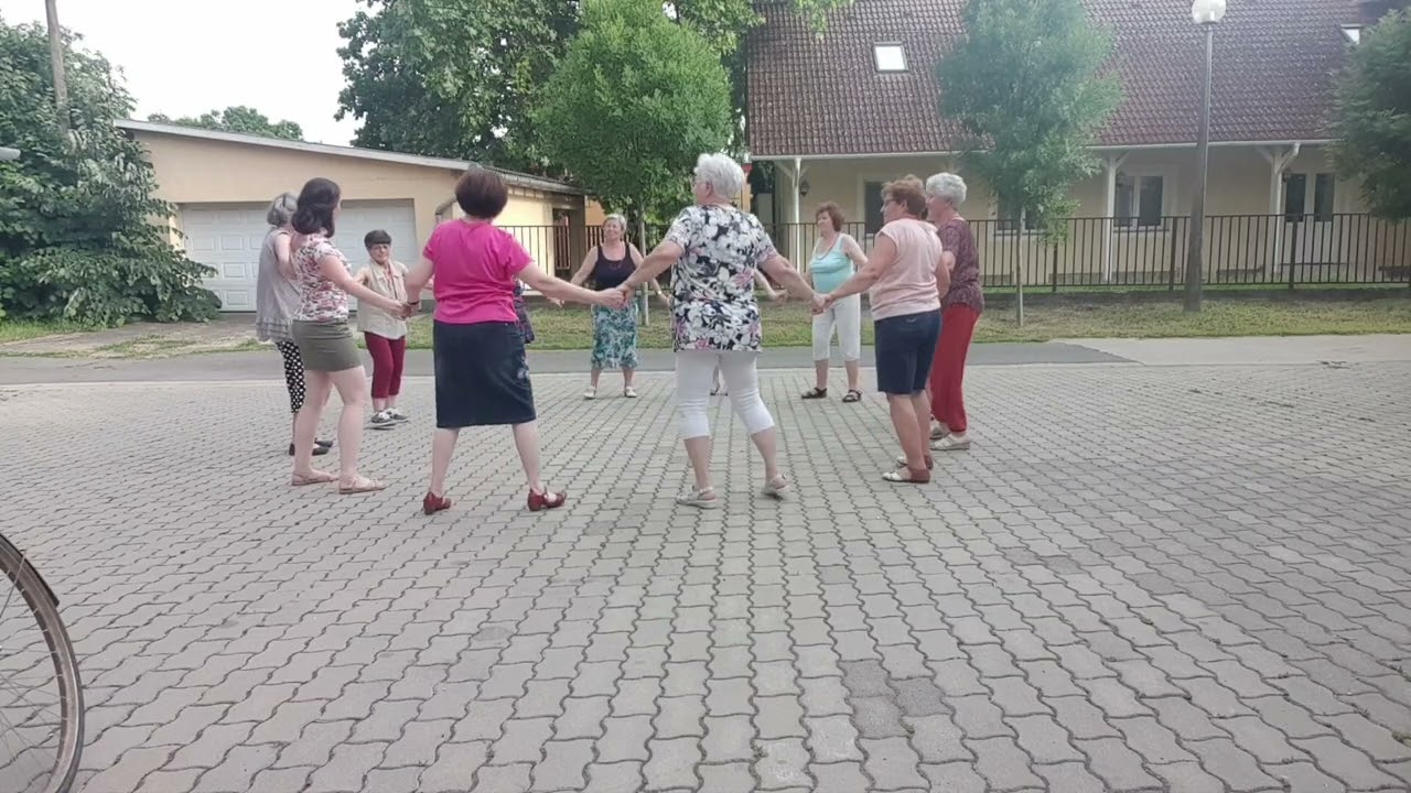 Dona Dona izraeli körtánc
