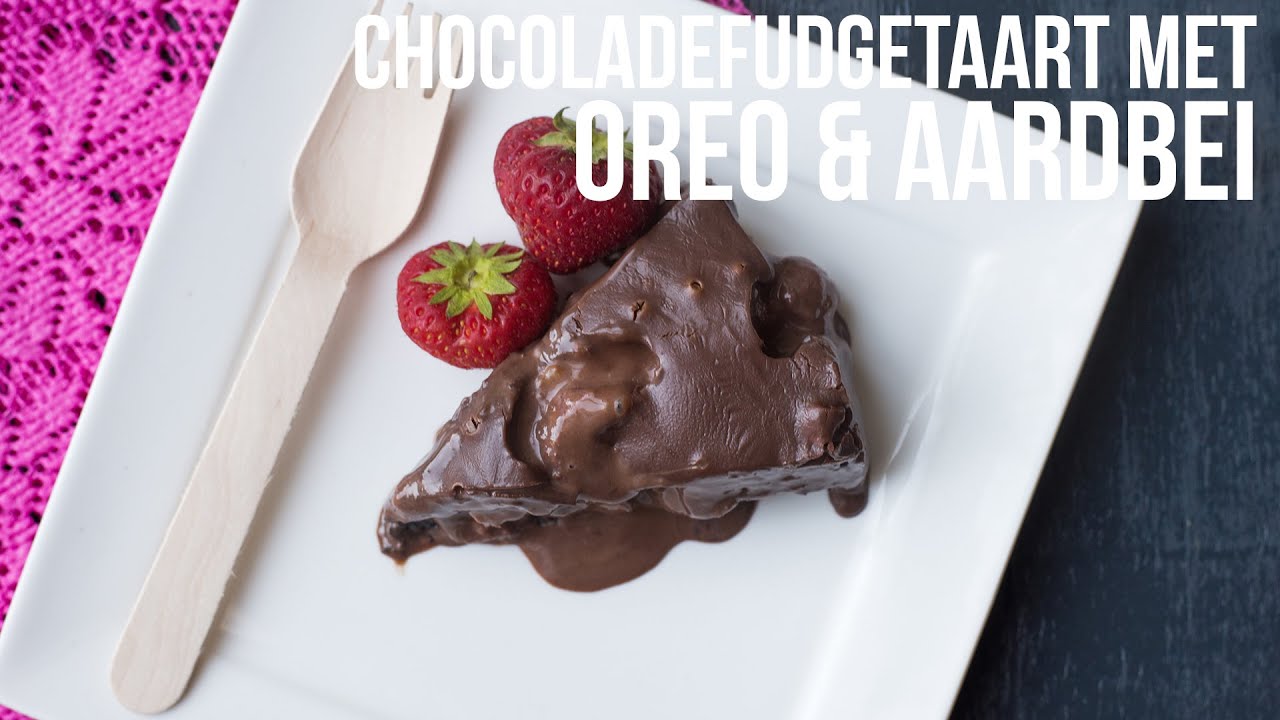 RECEPT: Chocoladefudgetaart met Oreo & Aardbei- OhMyFoodness