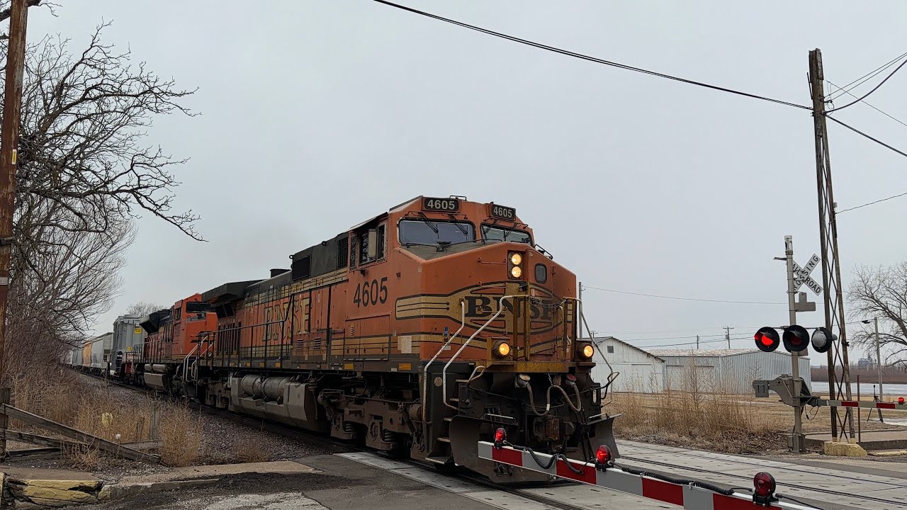 BNSF 4605 9126 Dallas City, IL 2-14-26