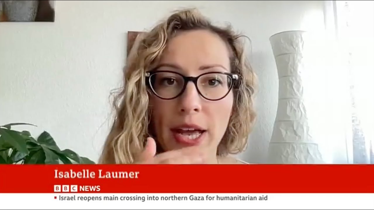 Interview with Dr. Isabelle Laumer & BBC about orangutan treating his wound with a medical plant