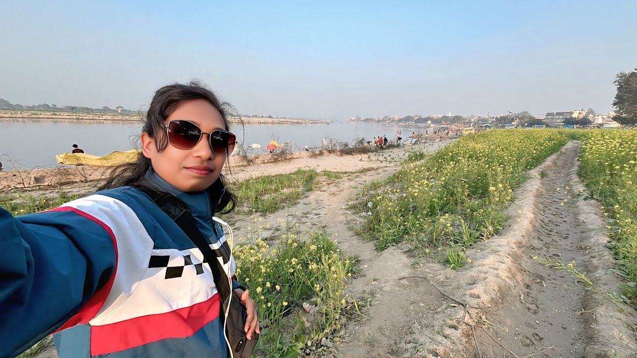 বৃন্দাবন বাকে বিহারি মন্দির দর্শন করলাম 