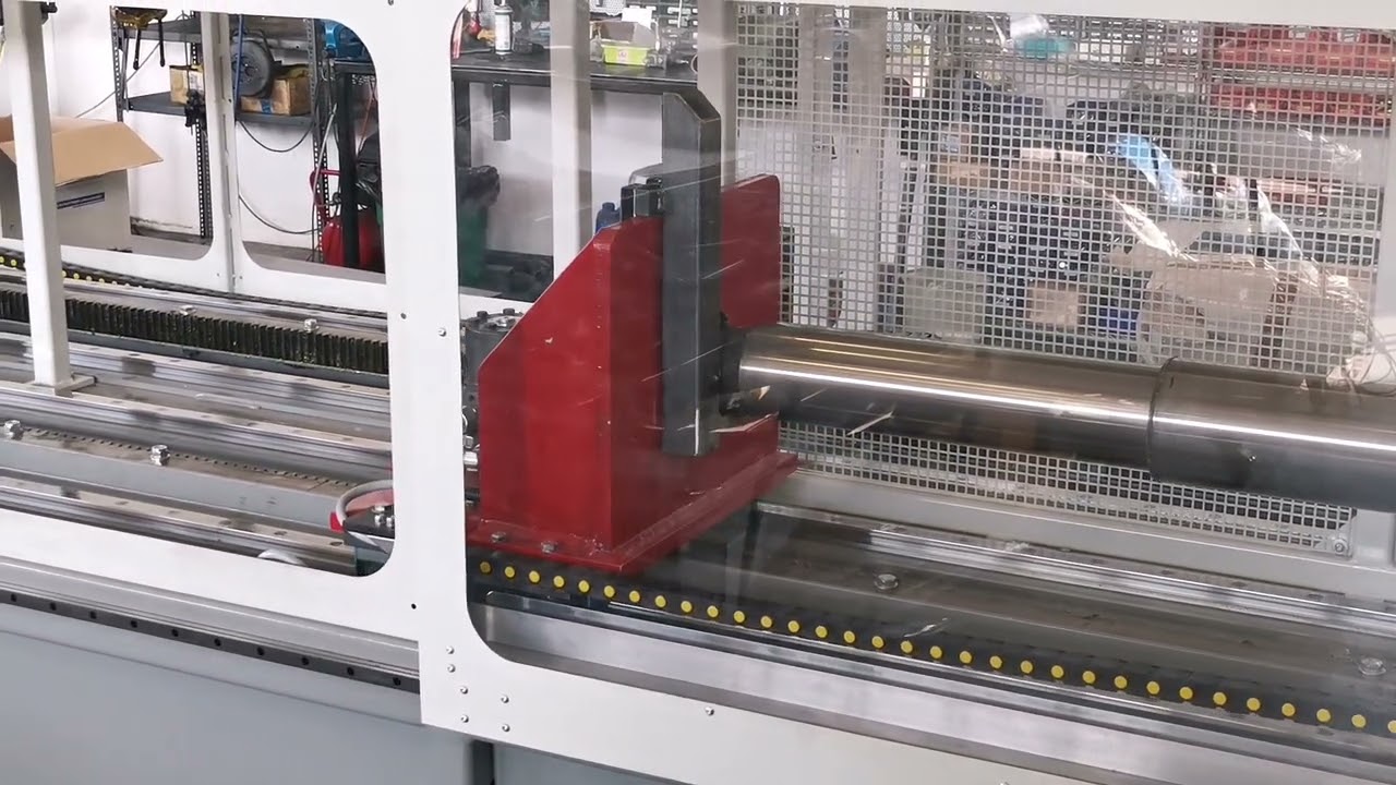 Telescopic hydraulic cylinder testing machine
