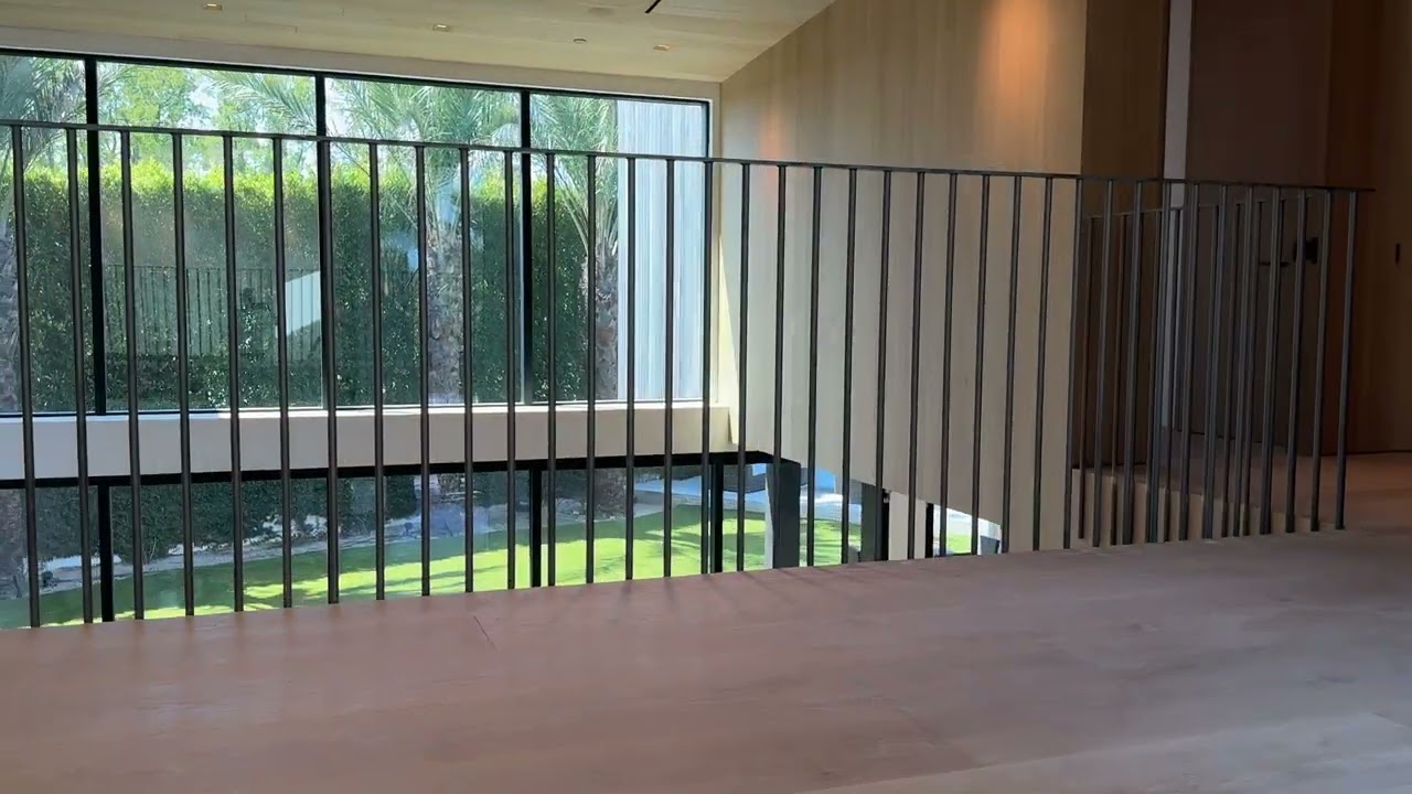 1663 Summitridge Dr., Beverly Hills, CA 90210
