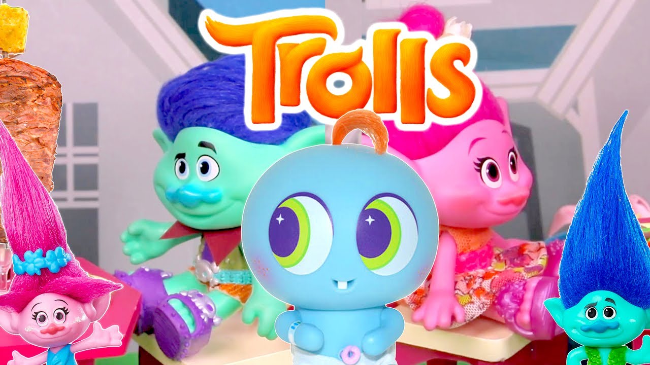 TROLLS: Fiesta SORPRESA Para POPPY con RAMON, K-Chito, Blue, Pink y Egg - Juguetes Fantásticos