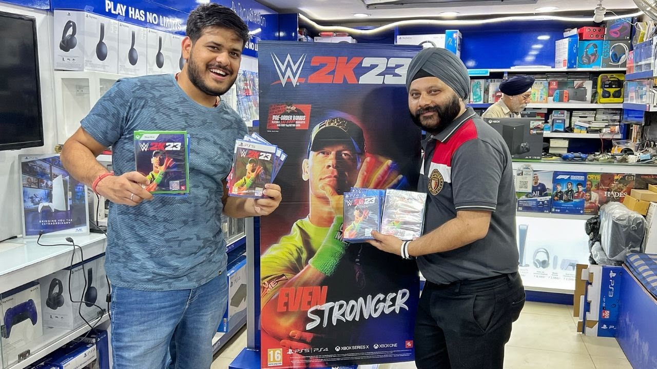 Buying WWE 2K23 - Unboxing, Installation & Gameplay 😍
