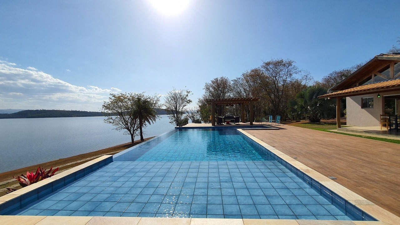 PARAÍSO PARTICULAR COM 20.000 M² - 4 SUÍTES - 180 METROS DE MARGEM NA REPRESA - DELFINÓPOLIS/MG