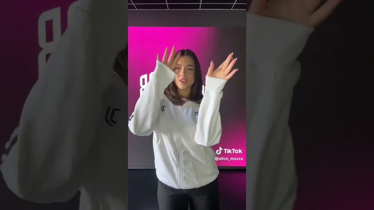 Alice Muzza🤍🖤 #trending #trendingshorts #tiktok #alicemuzza #juventus