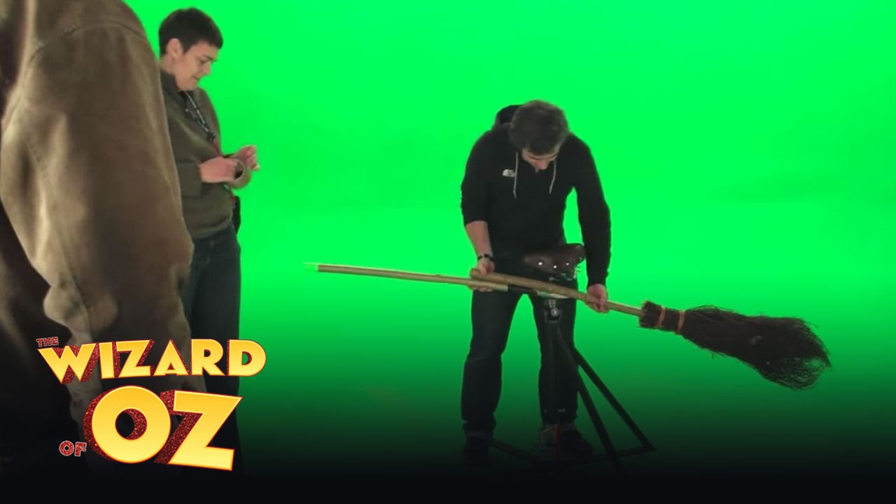 Behind the Scenes at the Green Screen - London | The Wizard of Oz