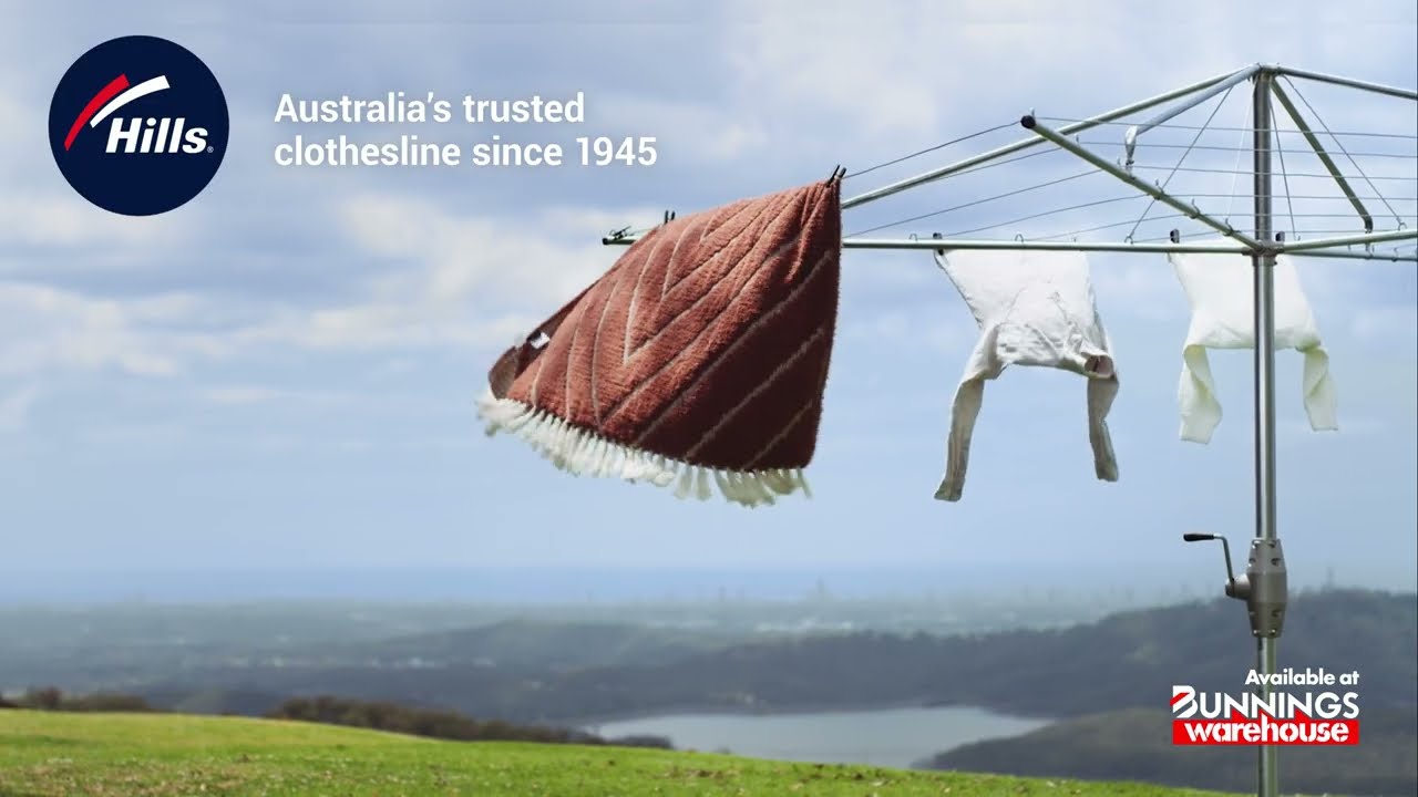 Hills Hoist Clothesline (15s)
