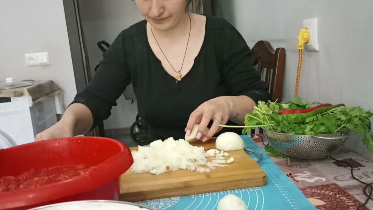 გემრიელი მწვანე ლობიო🌱🧅 და სახლში გამომცხვარი ფუმფულა პური🍞#ყოველდღიურივლოგი #vlogi