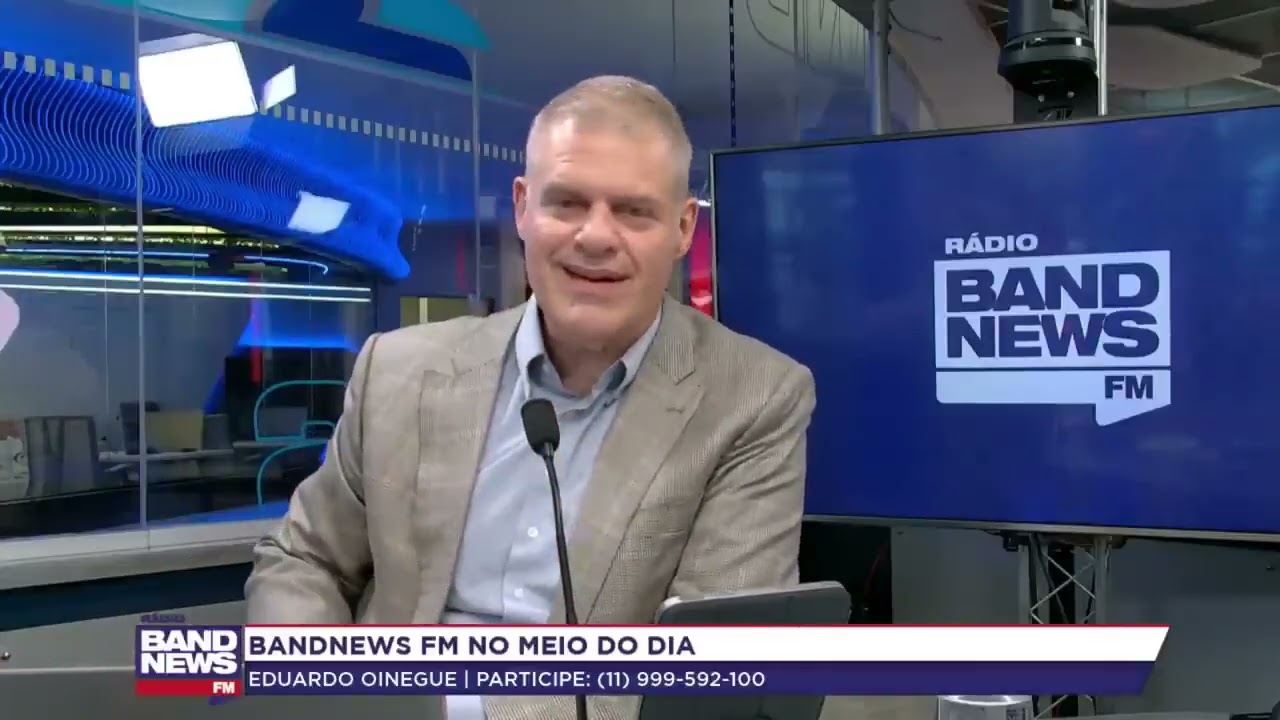 Contrato assinado pela mulher faz Alexandre de Moraes ir para cima da Receita