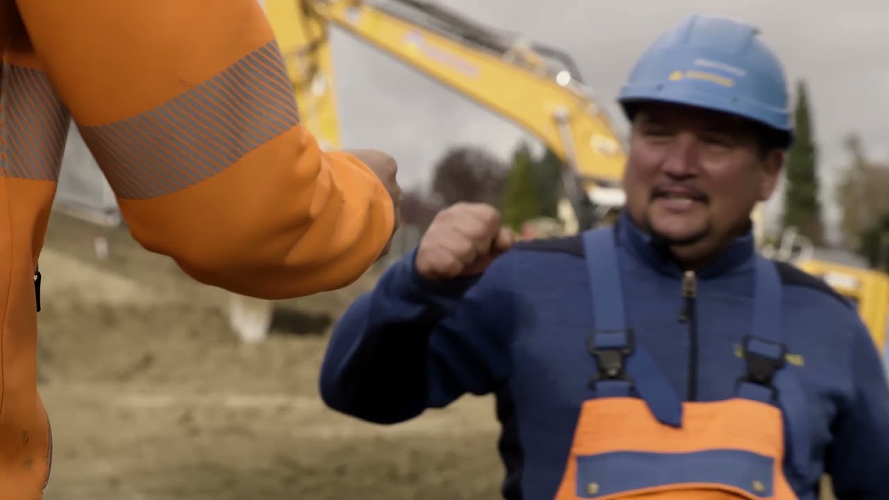 Einsatz Tachymeter und 3D-Baggersteuerung