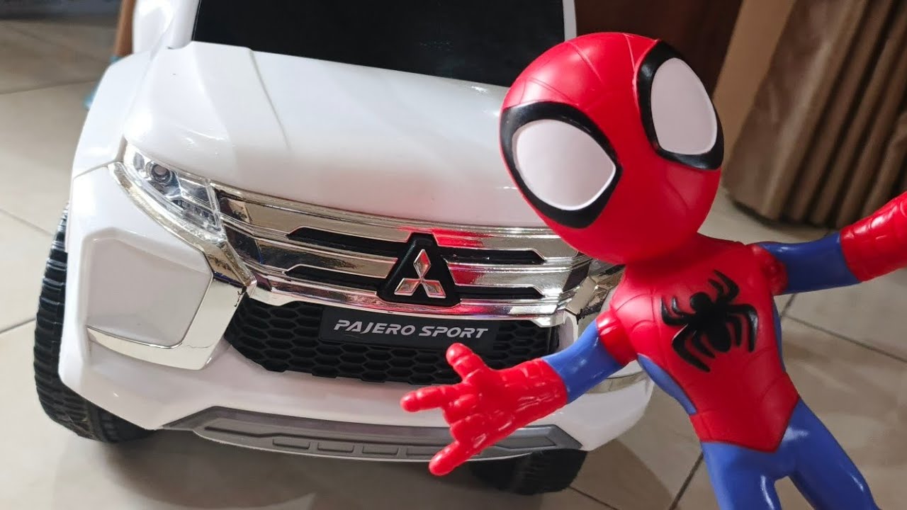 AMAZING!! PAJERO SPORT MILIK SPIDERMAN