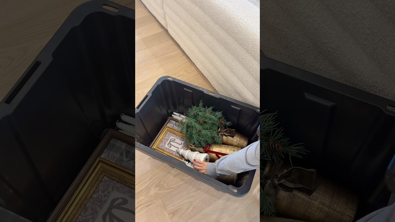 taking down my Christmas decor 😅🧹🧺👋🏼🎄#home #housereset #asmr #sundayreset #cleaning