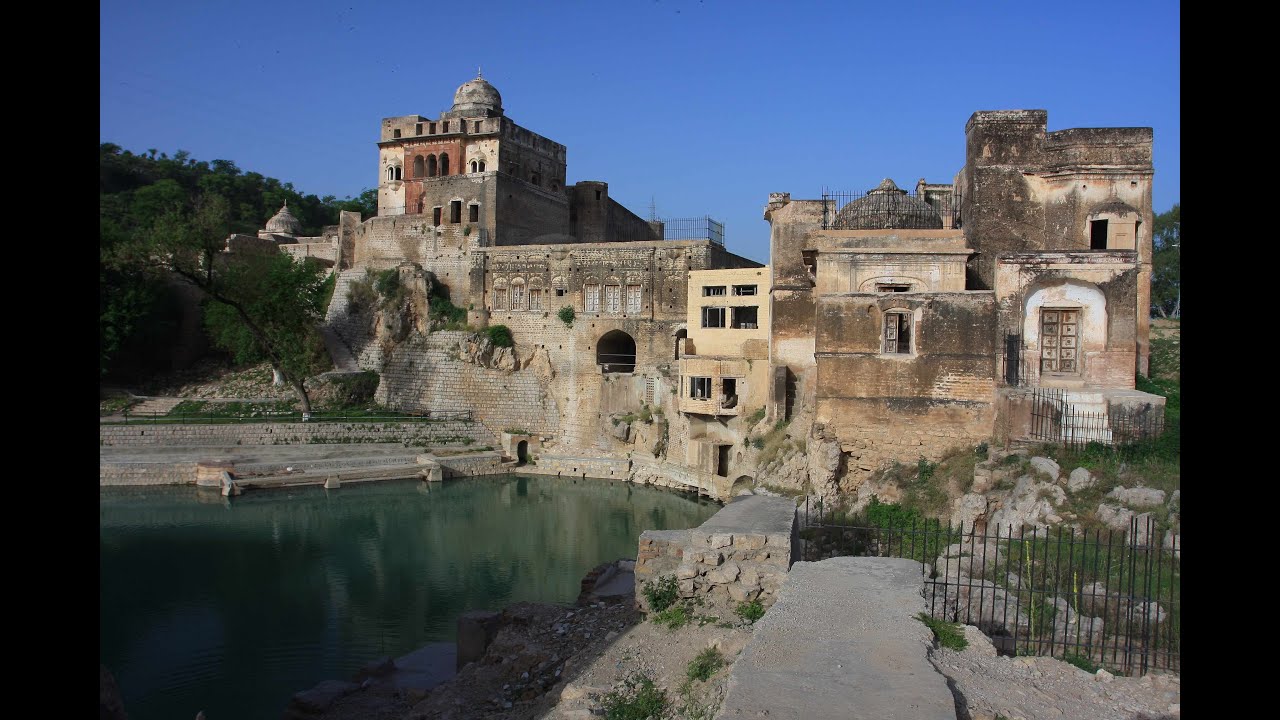 Aik Musafir Ki Duniya by Salman Rashid | E314 | Pakistan: Tourist Destination?
