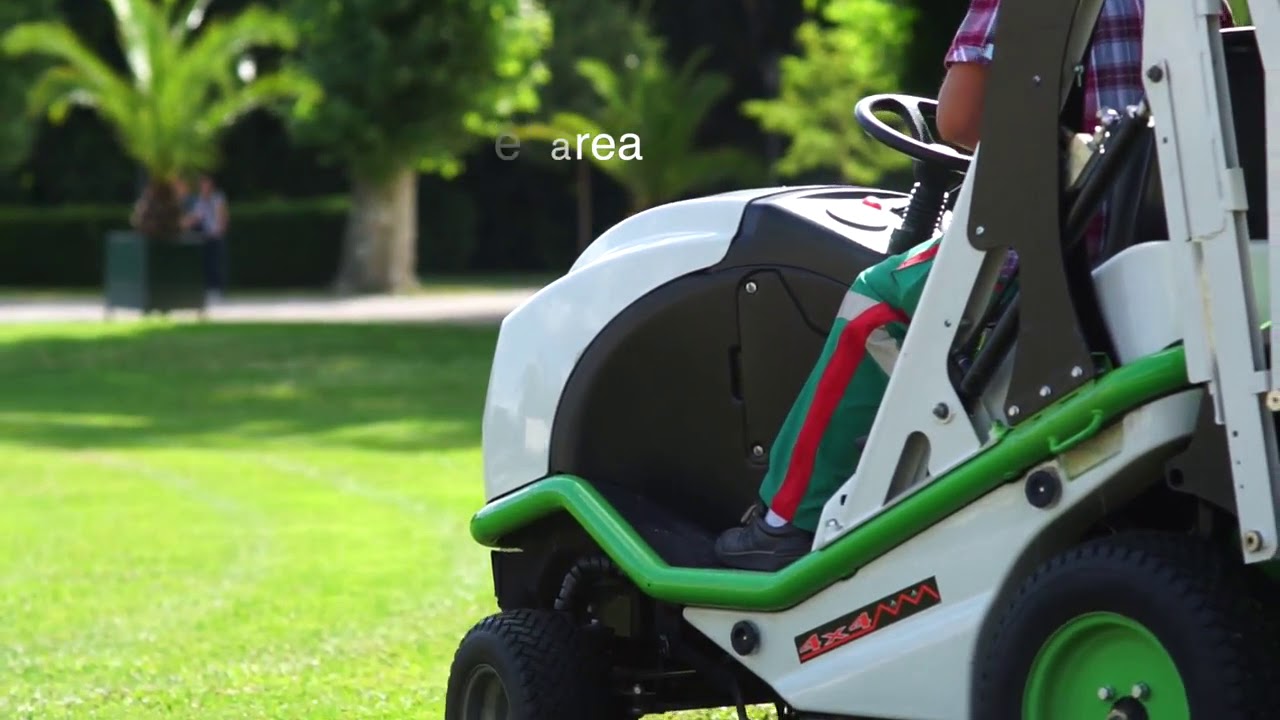 Тракторная косилка Etesia BUFFALO 100 BPHPX 2 professional ride on mower