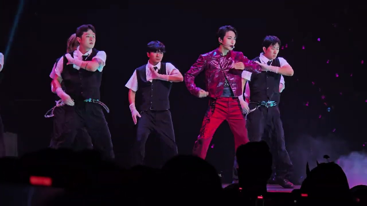 Ateez  - Skin Seonghwa Solo (Live in Atlanta)