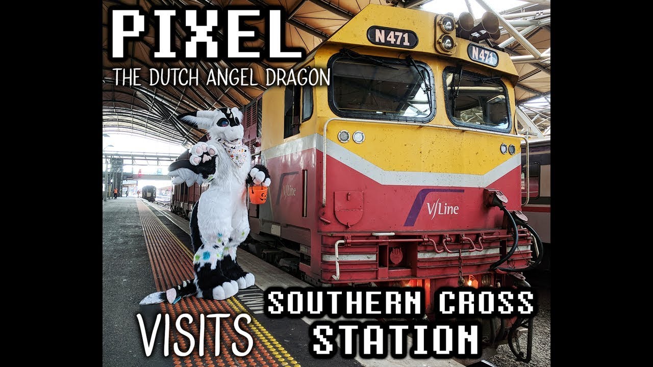 Pixel visits Southern Cross Station - Melbourne