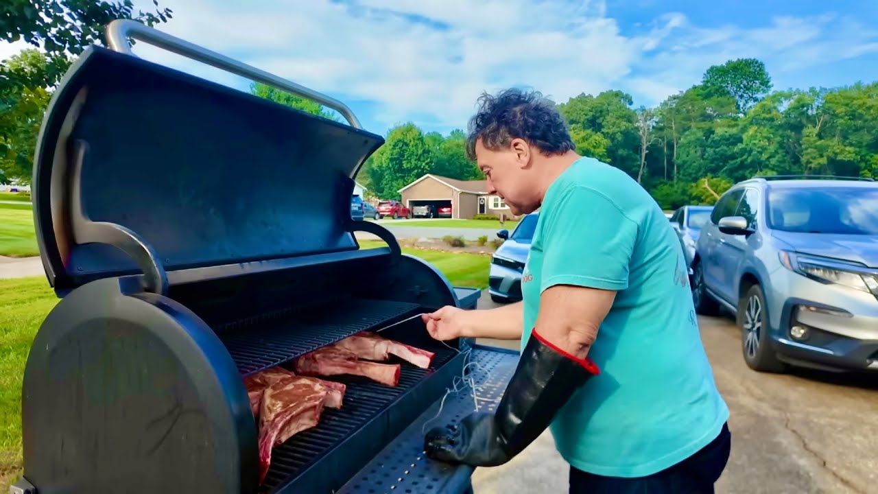 Как ЖИВУТ обычные АМЕРИКАНЦЫ : День независимости у СОСЕДА