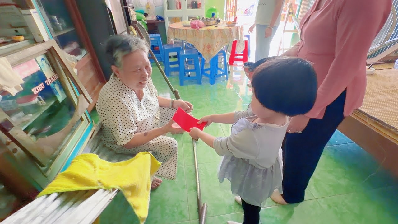 Mùng 3 về quê Nội ăn Tết, năm nay nhộn nhịp hơn vì sắp có hỷ sự