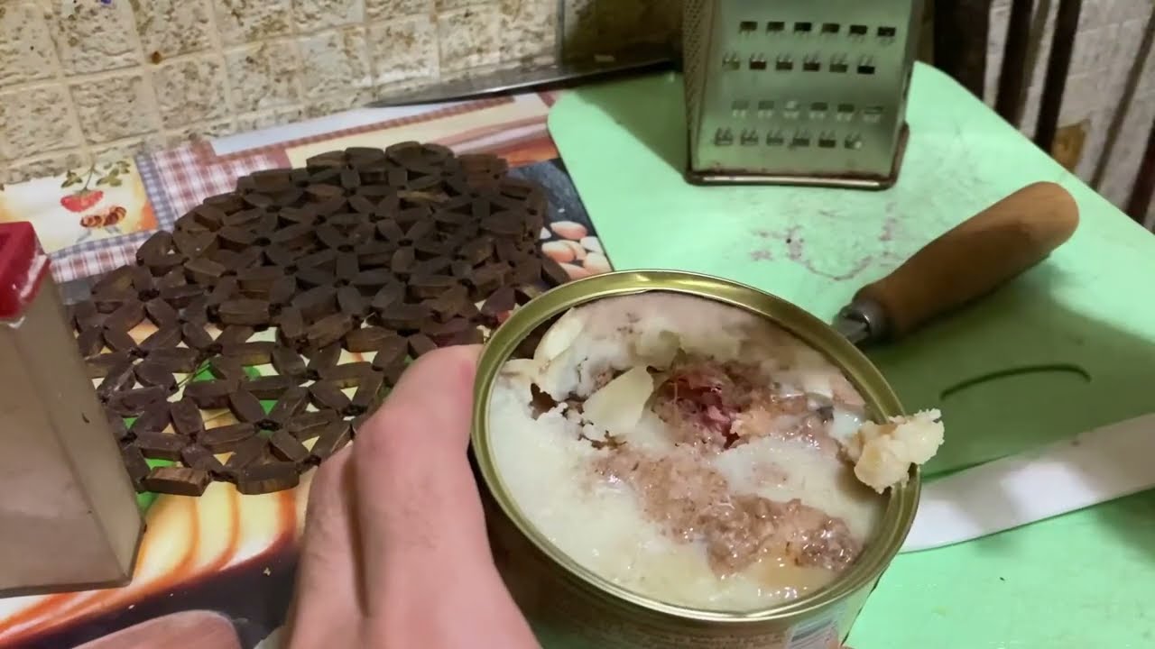Тушенка Чернышихинское мясо и Окорок деликатесный Великолукский