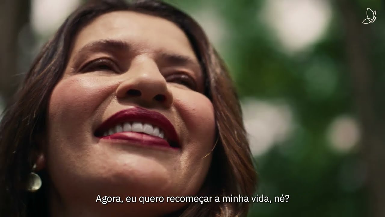 ISSO É MAIS QUE UM BATOM