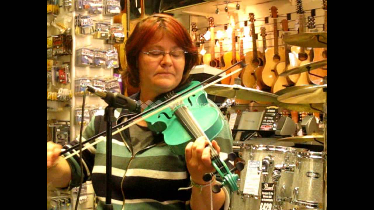 Valentino Green Violin VG-102, Blue Peter theme played by Krista of Hobgoblin