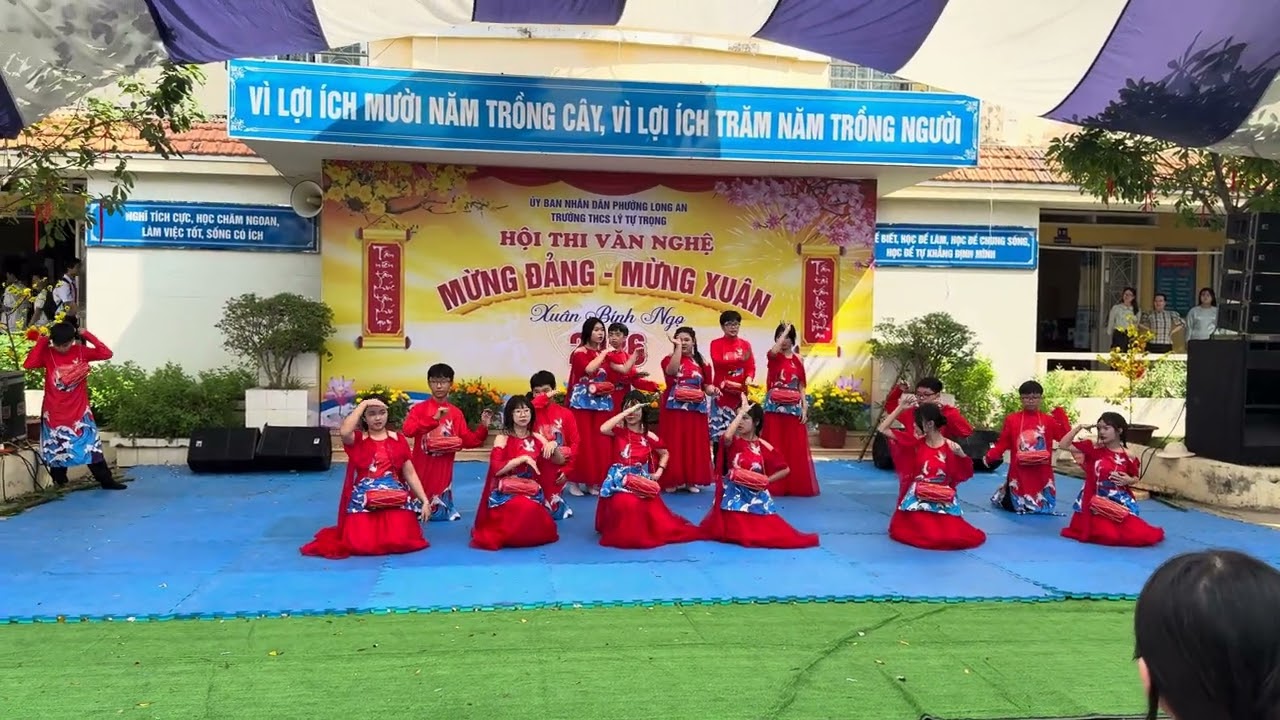 ngày 11 tháng 2, 2026
