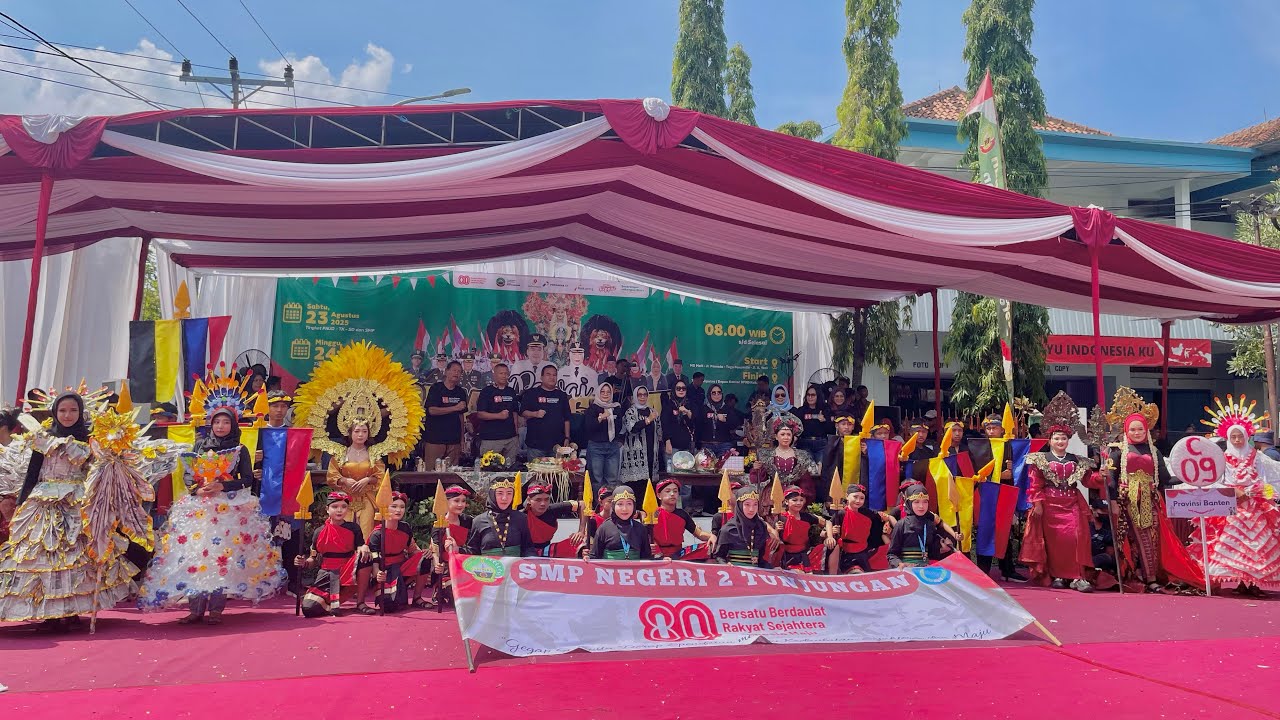 Pawai Pembangunan_Karnaval Blora 2025_SMP Negeri 2 Tunjungan