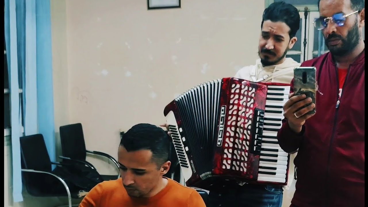 عندما يبدع الشباب Rai Wahrani accordéon Amine Bekhedda